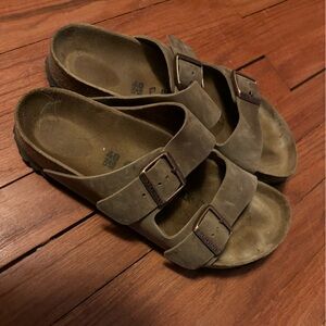 Birkenstock Arizona Sandals size w9